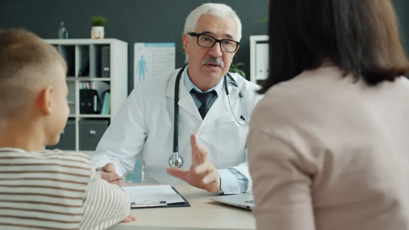 What Your Dermatologist Wishes You Would Ask Before Leaving With That Finasteride Prescription